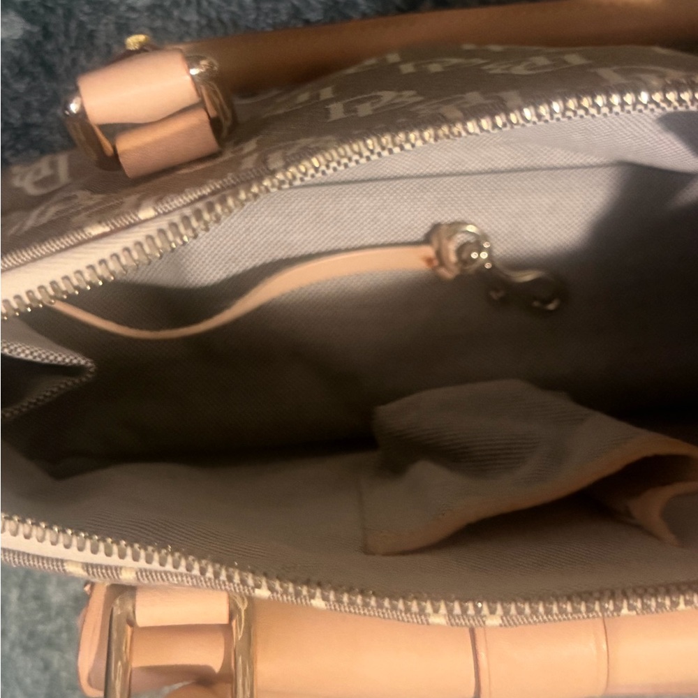Dooney & Bourke Gray Signature Satchel with Tan Trim - Picture 5 of 10